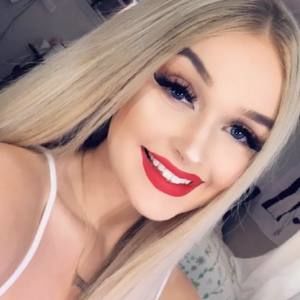 Meet your Posher, Abbie